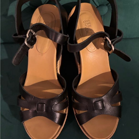 See By Chloe Black and Tan Leather Wedges - Picture 9 of 11